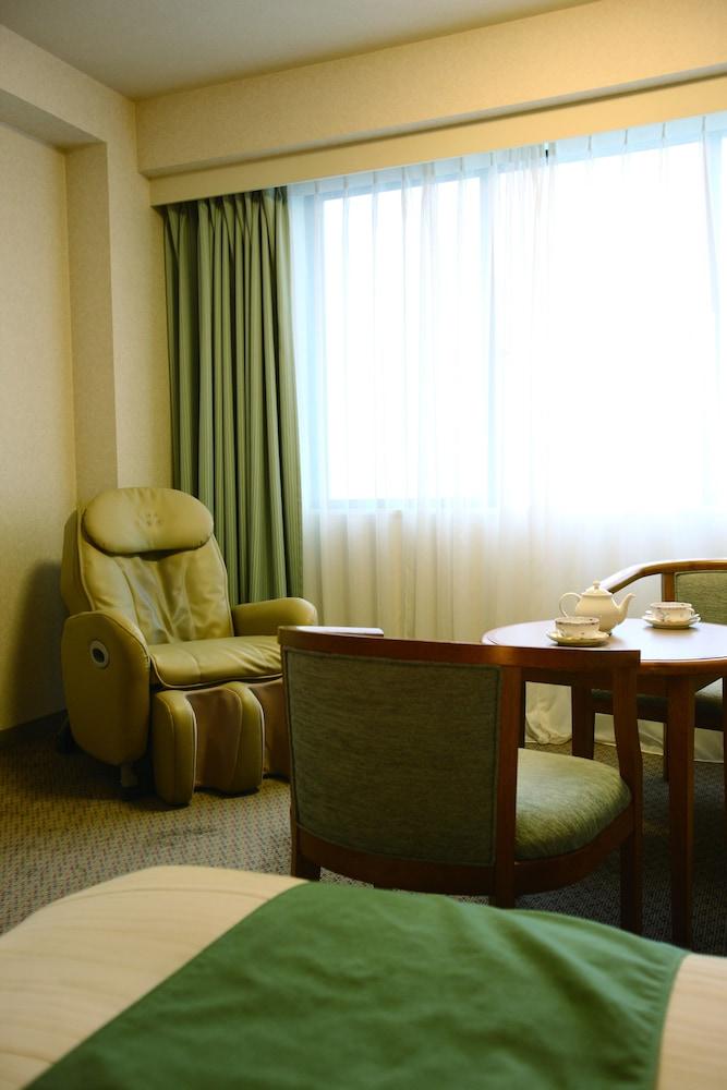 Royal Hotel Yatsugatake -From Apr2024 Grand Mercure Yatsugatake Resort & Spa Hokuto  Kültér fotó
